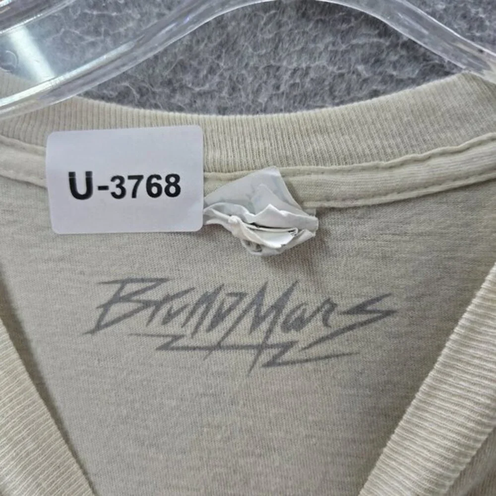 Bruno‎ Mars Men Large Beige Moonshine Jungle Short Sleeve Tee